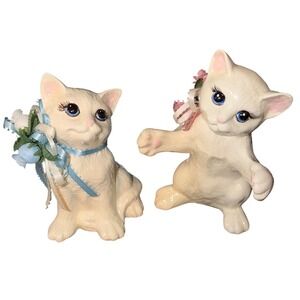 Vtg Style Ceramic White Kitten Figurines Set of 2 Pink Blue Ribbon Flowers